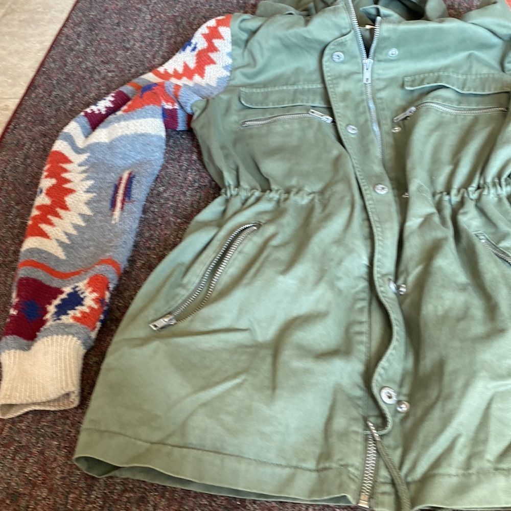 Thread & Supply Green Jacket Small - image 4